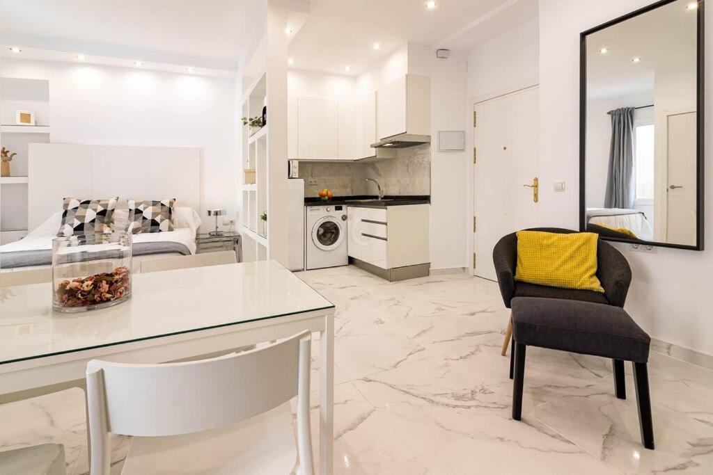 Arriola B Freshapartments Malaga Luaran gambar