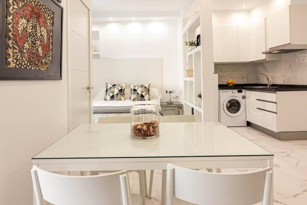 Arriola B Freshapartments Malaga Luaran gambar